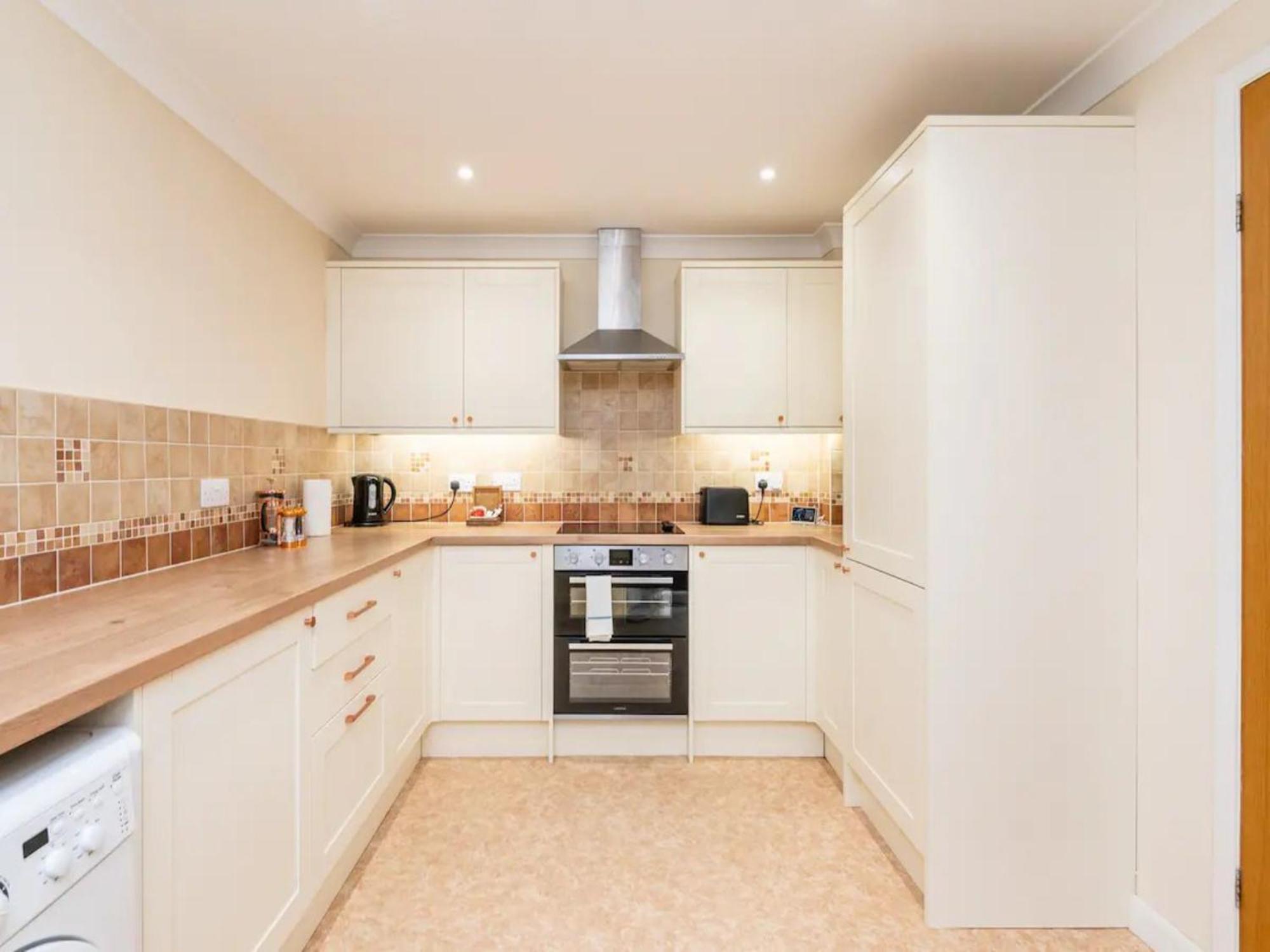 Pass The Keys Central Townhouse With Free Parking York Buitenkant foto